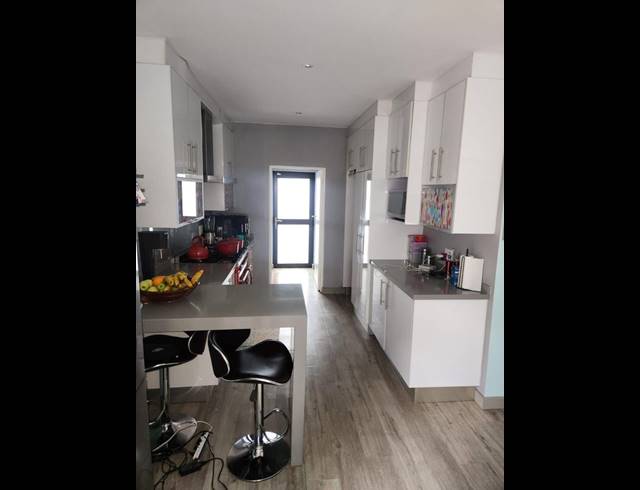 3 BEDROOM HOUSE FOR SALE IN MAROELADAL